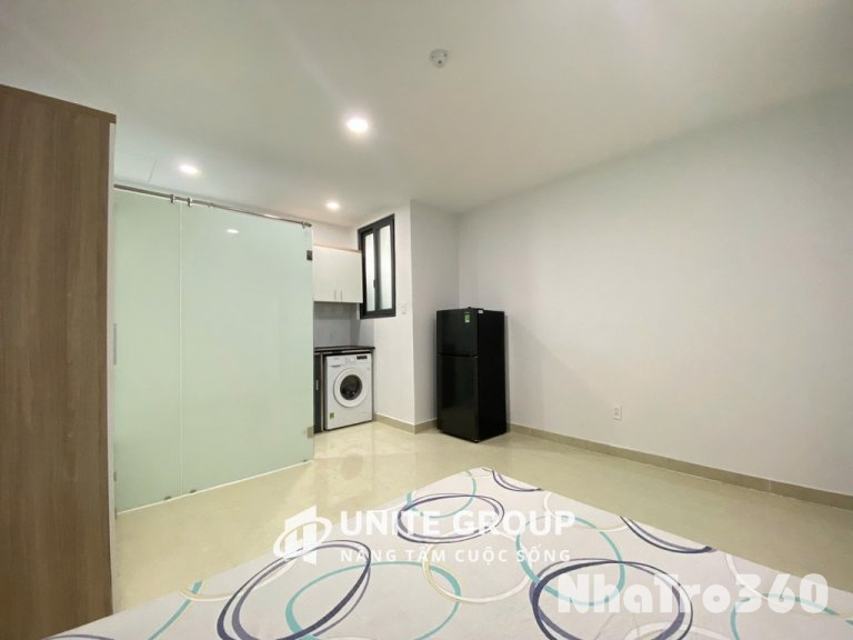 Studio full nội thất, máy giặt riêng, quận 7