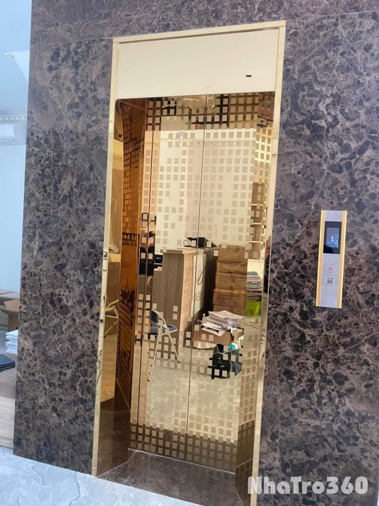 Nhà mình cho thuê nhà mới, lô góc, 114m2_ 4T; vỉa hè, Giảng Võ-46 Tr