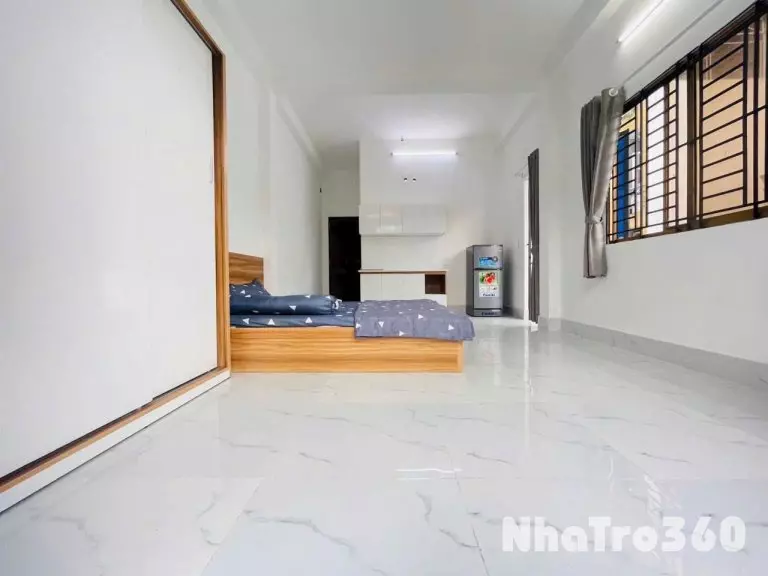 Cho thuê căn hộ Q10, đường Thành Thái, gần Nhà Thờ Đồng Tiến, Vạn Hạnh Mall, Cầu Vượt 3 Tháng 2