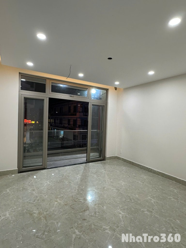 CHO THUÊ NHÀ NGUYÊN CĂN PHAN ĐÌNH PHÙNG P2 ĐÀ LẠT - 5 TẦNG, 8PN, THANG MÁY, MẶT BẰNG KD