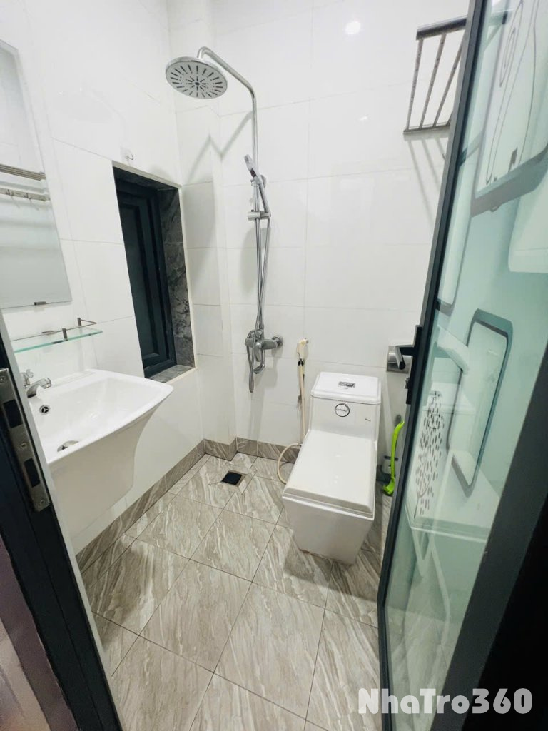 Cho thuê căn hộ Q4, đường Tôn Thất Thuyết, gần ĐH Nguyễn Tất Thành, cầu Tân Thuận, Nhà Thờ Xóm Chiếu