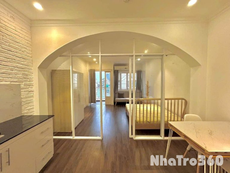 Căn hộ view bancol siêu chill ngay lòng quận 4, gần Đại học Luật, Đại học Nguyễn Tất Thành