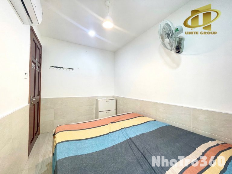 Cho thuê căn hộ 1PN, Q4, đường Bến Vân Đồn, gần Đại Học Luật, cầu Calmette, chợ Xóm Chiếu