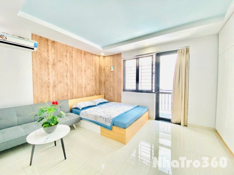 Căn hộ trung tâm Quận 1,máy giặt riêng, ban công