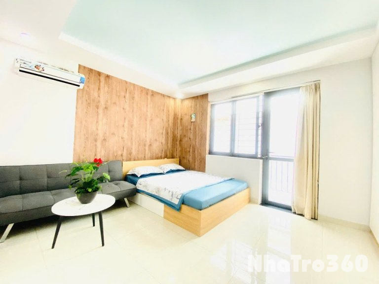 Căn hộ trung tâm Quận 1,máy giặt riêng, ban công