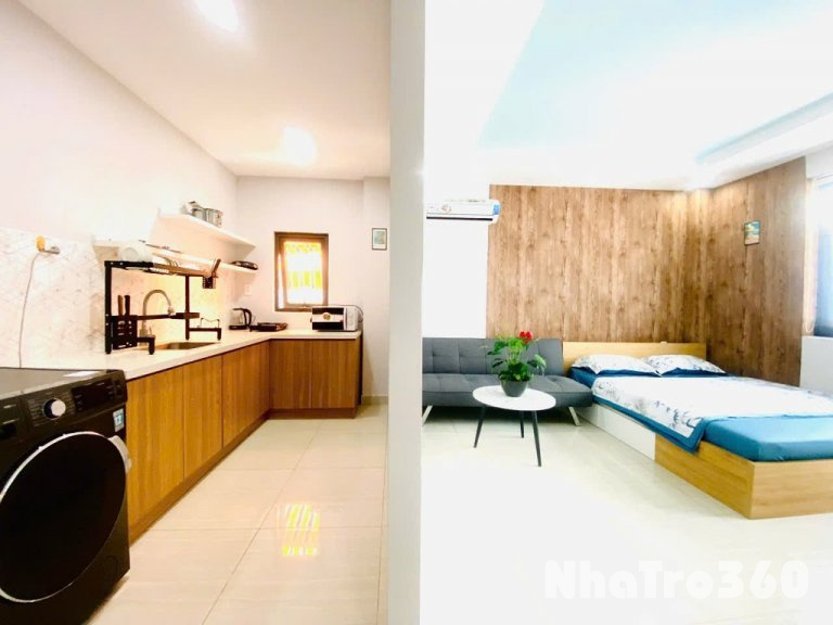 Căn hộ trung tâm Quận 1,máy giặt riêng, ban công