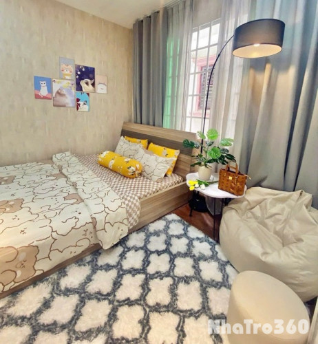 Căn hộ Quận 1, cửa sổ lớn, gần chợ Tân Định