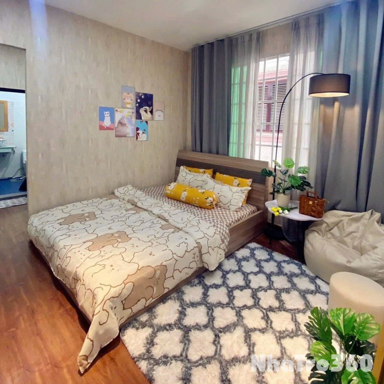 Căn hộ Quận 1, cửa sổ lớn, gần chợ Tân Định