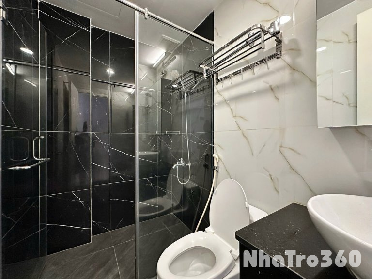 CĂN HỘ DỊCH VỤ 1PN FULL NT NGAY TẠI Q1