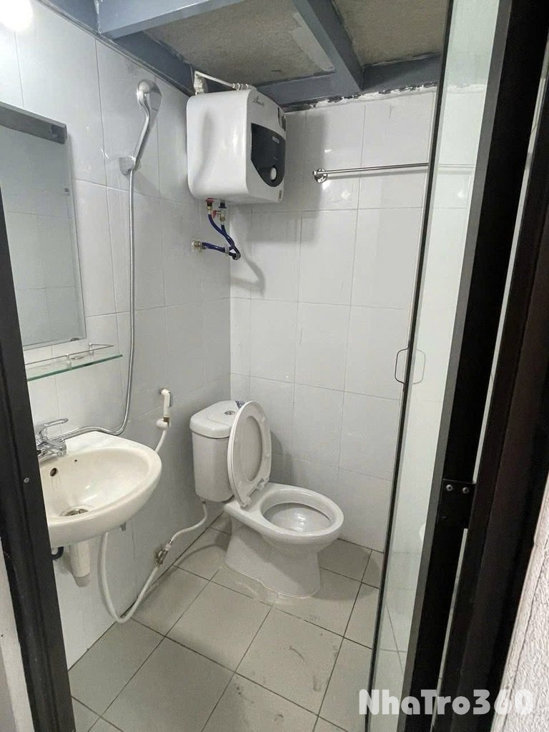 Cho thuê phòng phòng 2 tầng, 20m2