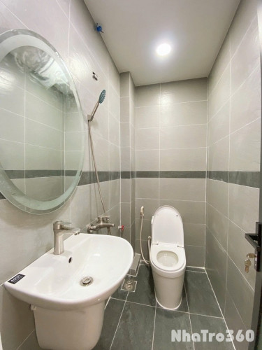 Studio Full Nội Thất Có Ban Công Gần Sân Bay