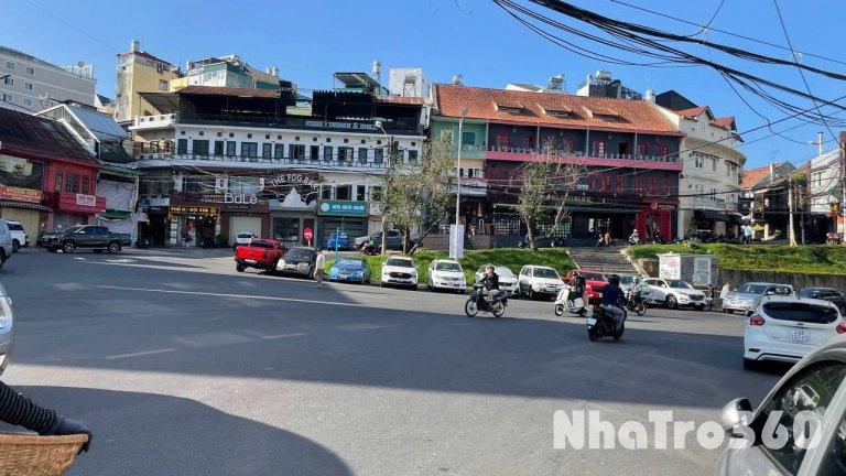 CHO THUÊ NHÀ MẶT TIỀN ĐẦU ĐƯỜNG PHAN ĐÌNH PHÙNG P2 ĐÀ LẠT - 6PN, MẶT BẰNG KD - 22 TRIỆU/THÁNG