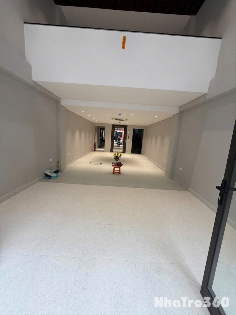 Cho thuê nhà 85m2 8 tầng đường Dương Khuê, Cầu Giấy, làm văn phòng, kinh doanh