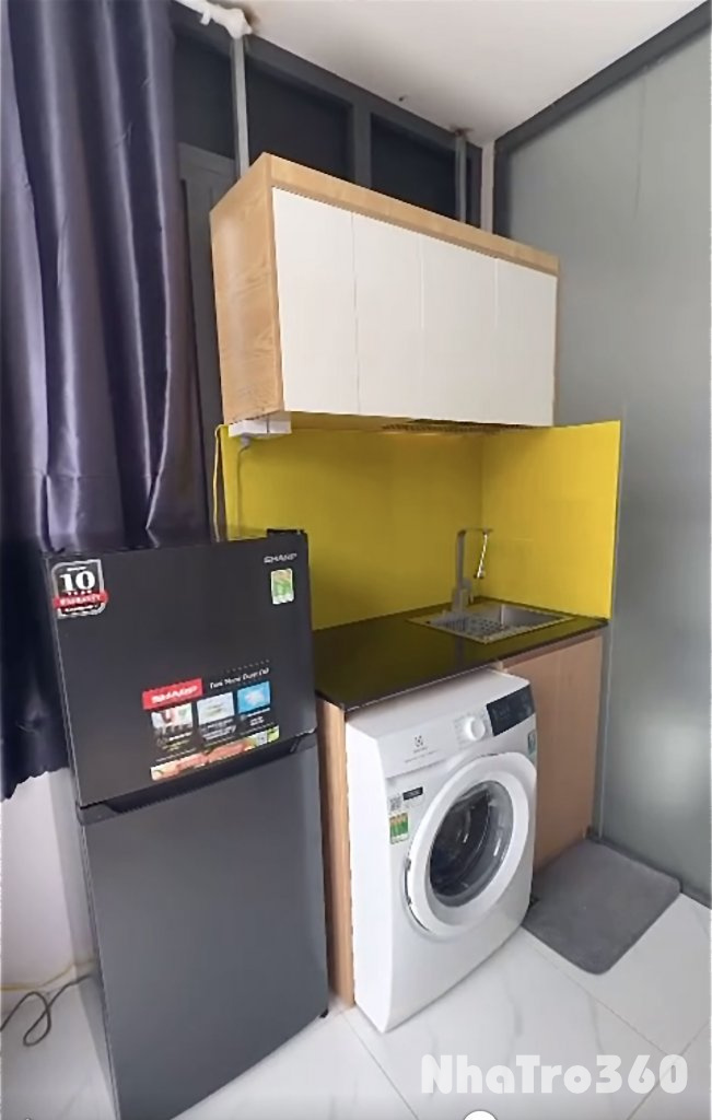 Cho thuê căn hộ Q10, đường Lê Hồng Phong, gần Vạn Hạnh Mall, Công Trường Dân Chủ, chợ Hồ Thị Kỷ