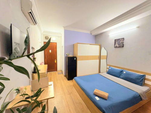 Căn hộ ngay trung tâm quận 1, bancol view siêu chill, gần bệnh viện Nhiệt Đới