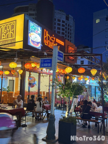 NHÀ HÀNG PHỞ LÝ QUỐC SƯ-Hiệu Ngoc Anh