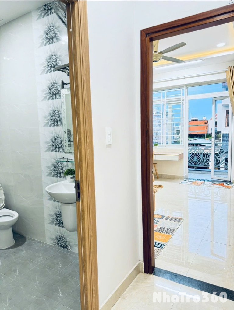Cho thuê căn hộ 1 phòng ngủ ban công máy giặt riên