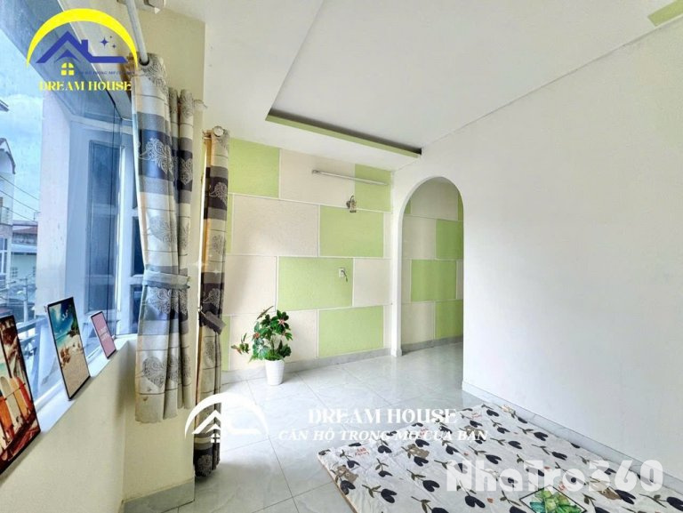 Ban công, tách bếp, rộng thoáng, 3tr9