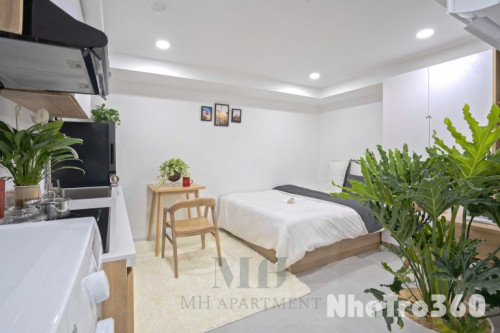STUDIO MỚI FULL NỘI THẤT BAN CÔNG, CỬA SỔ THOÁNG MÁT, GẦN LOTTE MART, CRESCENT MALL, TDTU, RMIT