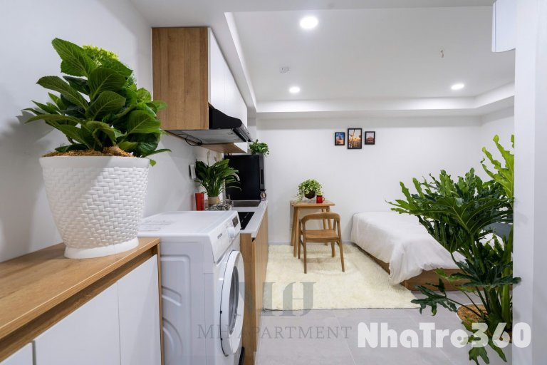 STUDIO MỚI FULL NỘI THẤT BAN CÔNG, CỬA SỔ THOÁNG MÁT, GẦN LOTTE MART, CRESCENT MALL, TDTU, RMIT