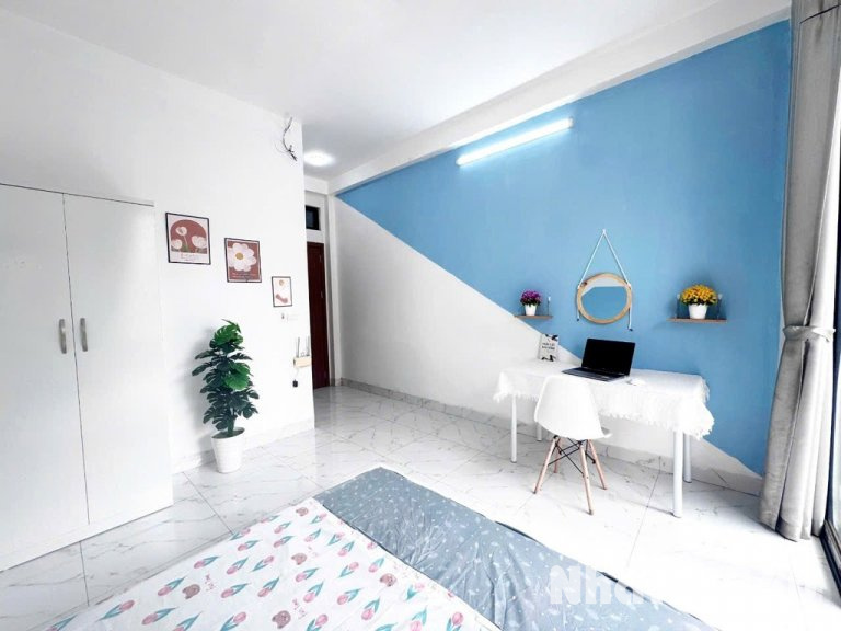 CCMN Gần Thương Mại, Quốc gia