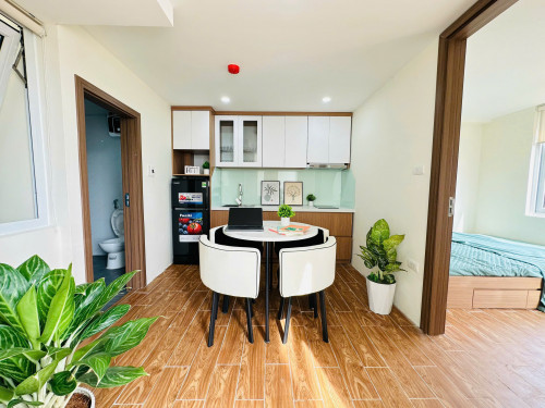 (Cực Hiếm) Căn hộ 2 phòng ngủ cao cấp 40m2 mới khai trương tại mặt phố Trúc Khê - Có máy giặt riêng