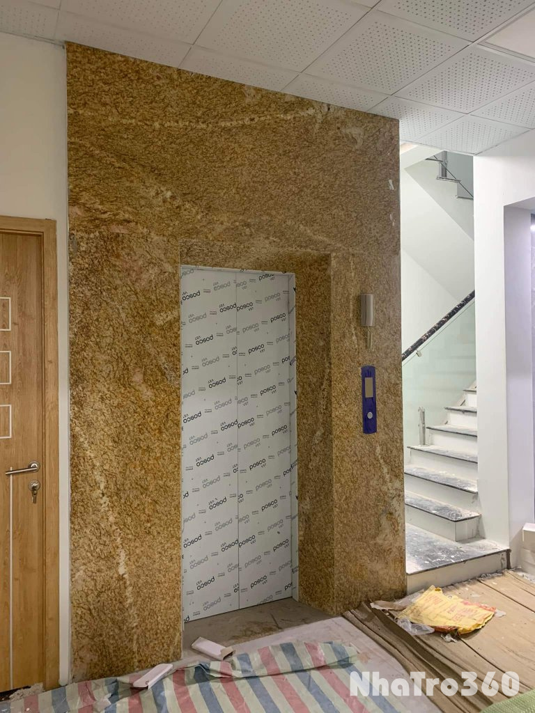 Tôi cho thuê Nhà căn góc, mới,vỉa hè, 114m2- 4T, Trần Nhân Tông_45 Tr