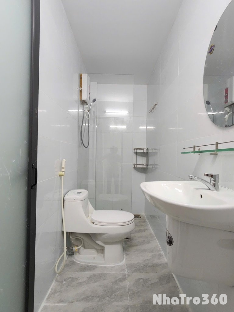 Căn Hộ 1 Phòng Ngủ Full Nội Thất Gần Sân Bay