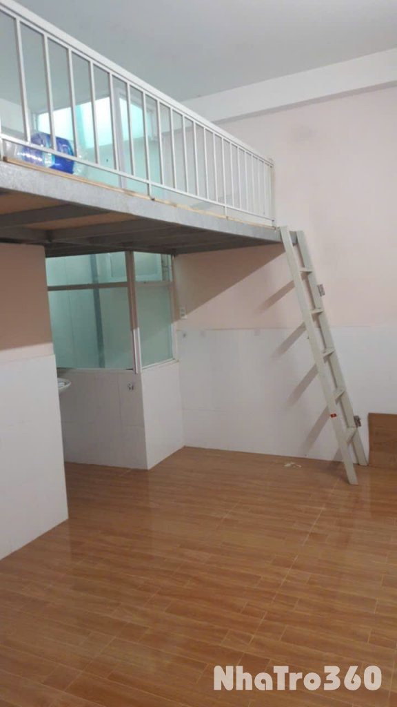 CHO THUÊ PHÒNG+GÁC LỬNG - GIÁ TỐT, TIỆN NGHI, AN NINH Đ.NÚI THÀNH, P.13, Q.TÂN BÌNH