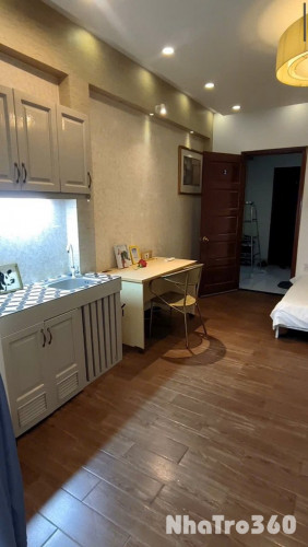 Phòng đang trống, có thể dọn vào ở liền