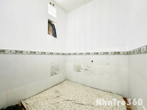 Nội thất cơ bản, 2pn, tách bếp, thang máy, giá rẻ