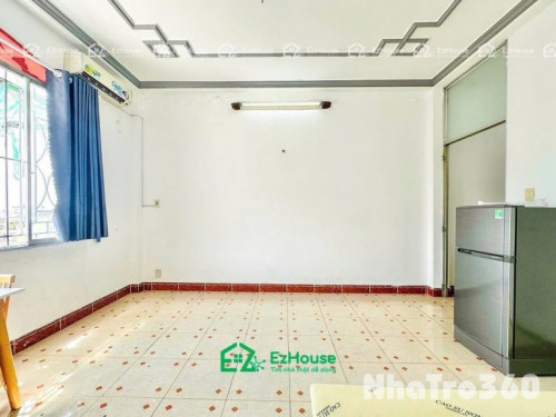Ban công, Full nội thất, tách bếp, quận 6 3tr9
