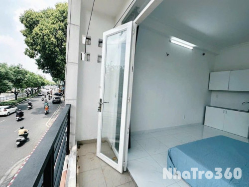 Căn hộ ngay mặt tiền Lê Văn Sỹ full nội thất ở liền được