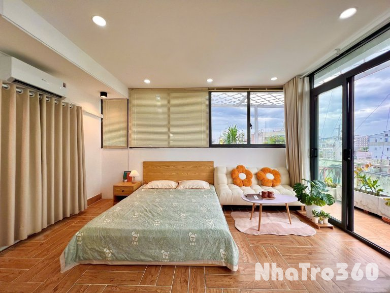 Siêu phẩm Penthouse ban công full nội thất gần Kcx, Ufm, go, di chuyển q1,4,8 trong 5ph