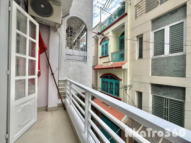 Căn hộ 1 phòng ngủ ban công Huỳnh Mẫn Đạt