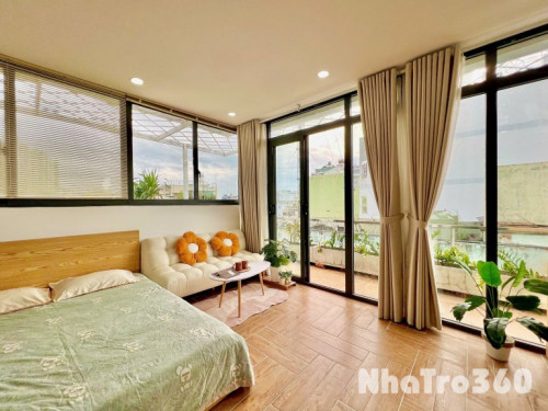 Siêu phẩm Penthouse ban công full nội thất gần Kcx, Ufm, go, di chuyển q1,4,8 trong 5ph