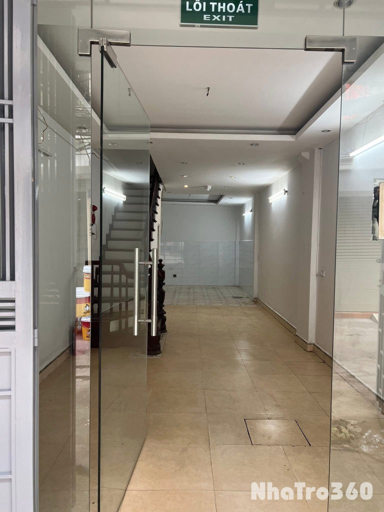 Cho thuê nhà ngõ Oto Thái Hà, 43 m2*3 tầng 3pn3vs, 12 Triệu/th