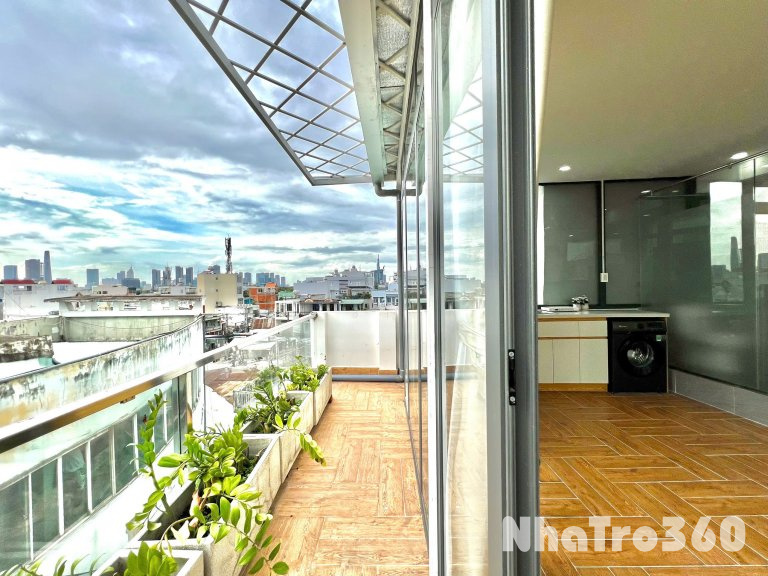 Siêu phẩm Penthouse ban công full nội thất gần Kcx, Ufm, go, di chuyển q1,4,8 trong 5ph