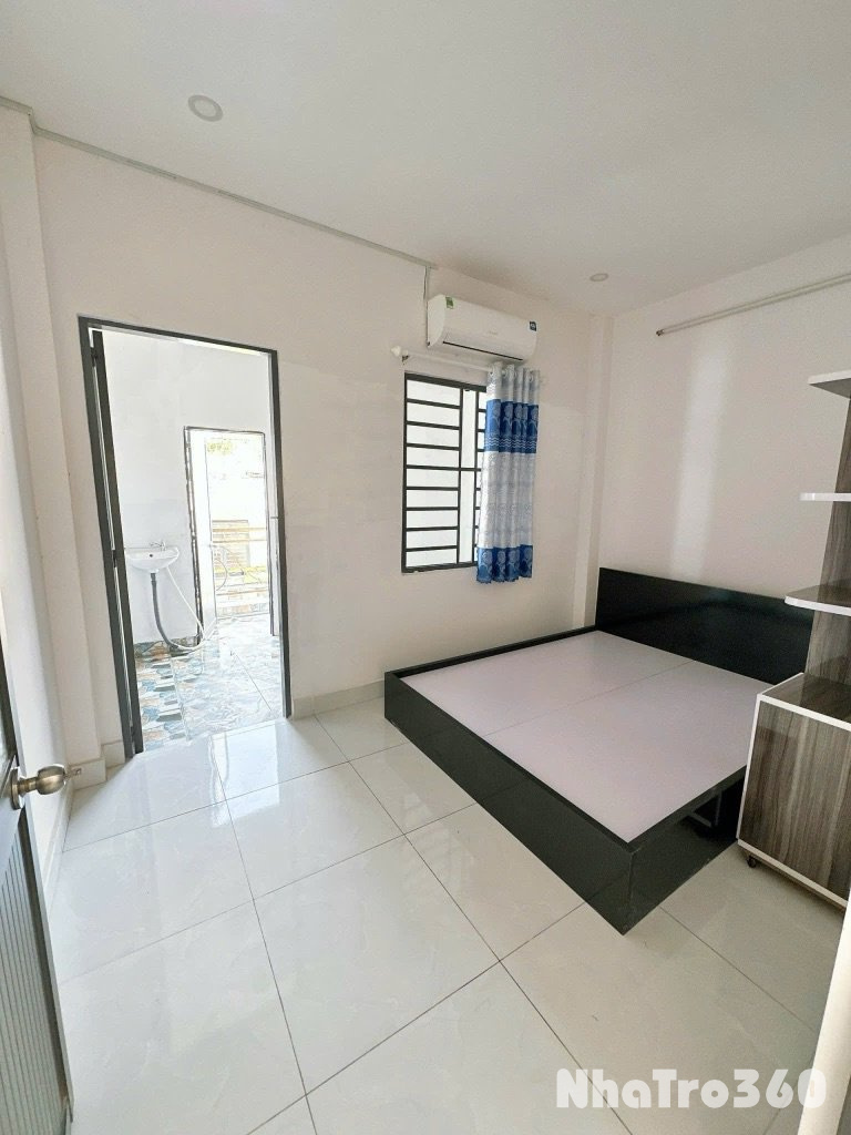 PHÒNG STUDIO BAN CÔNG NGÃ TƯ BỐN XÃ