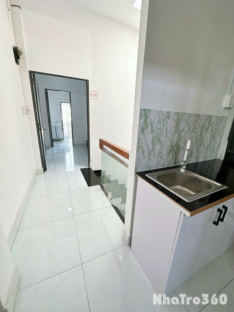 PHÒNG STUDIO BAN CÔNG NGÃ TƯ BỐN XÃ