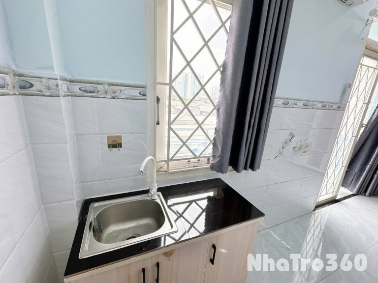 Nội thất cơ bản, ban công, tách bếp, giá rẻ