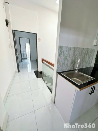 PHÒNG STUDIO BAN CÔNG NGÃ TƯ BỐN XÃ