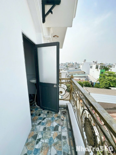 PHÒNG STUDIO BAN CÔNG NGÃ TƯ BỐN XÃ