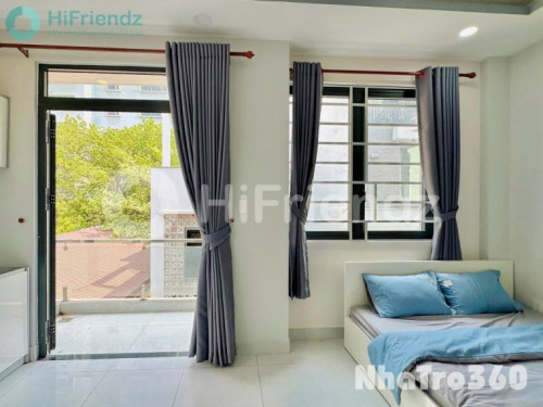 STUDIO BAN CÔNG FULL NT GẦN SÂN BAY TSN TÂN BÌNH