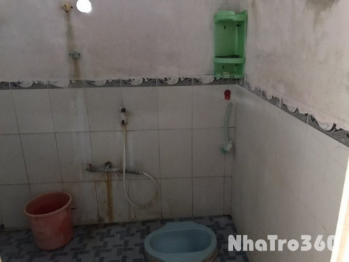 Nhà cho thuê buôn bán ngay trung tâm giá rẻ