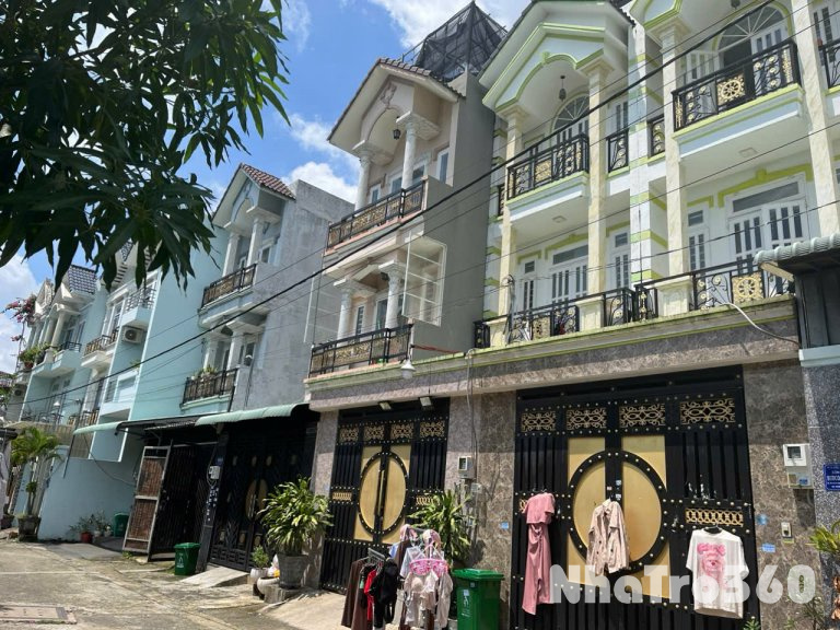 CHO THUÊ NHÀ 1 TRỆT 3 LẦU (4x19) – HXH 6M HUỲNH THỊ HAI, Q12 – CHỈ 9 TRIỆU/THÁNG.