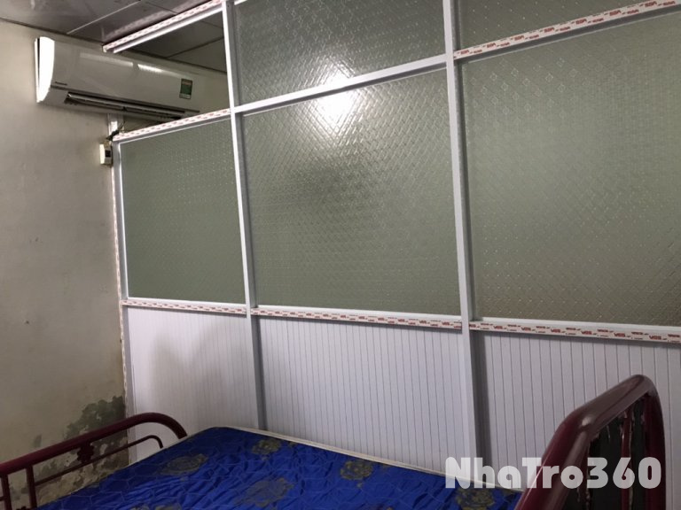 Nhà cho thuê buôn bán ngay trung tâm giá rẻ