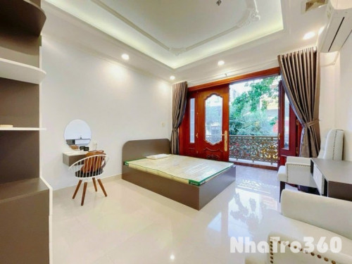 Phòng ngủ tách bếp siêu rộng - ban công thoáng mát ngay trung tâm Quận 1    📌 Trần Quang Khải