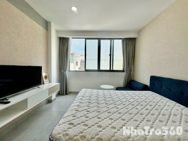 Căn Hộ Full Nội Thất Thang Máy Đh UEH Quận 5