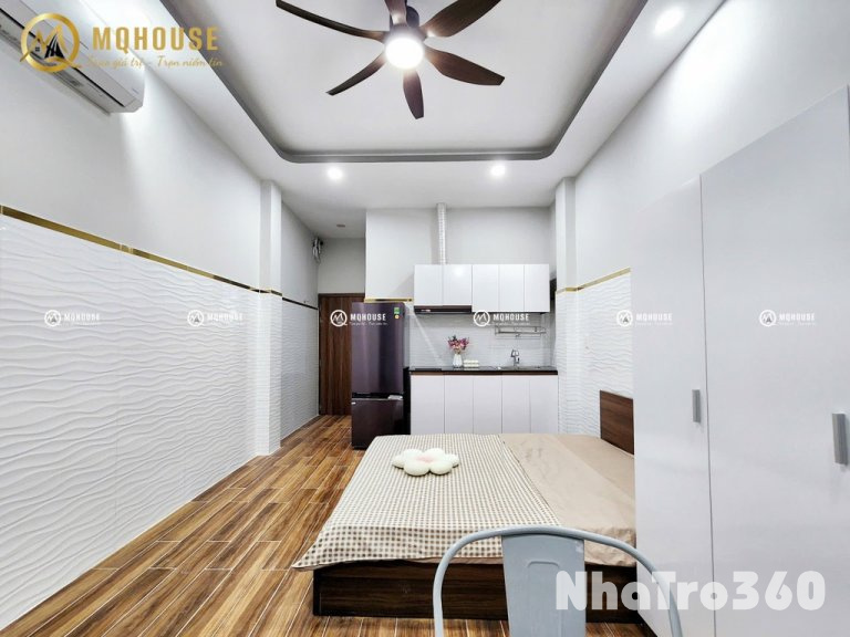 Full nội thất, free xe, tự do